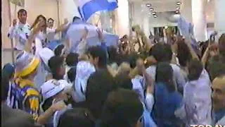Maradona & The Argentinian Soccer team arriving in Sydney 1994 P3- CH9 Todayshow report