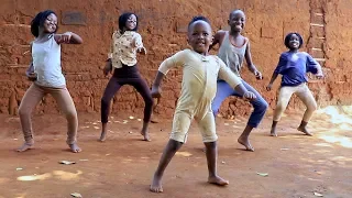 Masaka Kids Africana Dancing Tweyagale By Eddy Kenzo