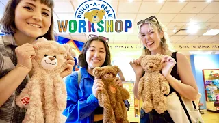 Best Friends Go To Build-A-Bear