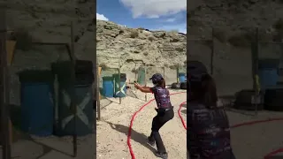 Lorena Ballesteros: campeona de tiro en la modalidad IPSC y policía nacional