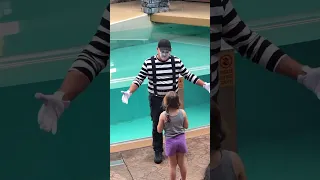 Tom the famous Seaworld mime | with a father’s heart