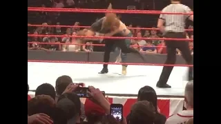 " Don't mess with MMA fighters " Ronda Rousey locks Mickie James in an armbar - Raw, April 23, 2018