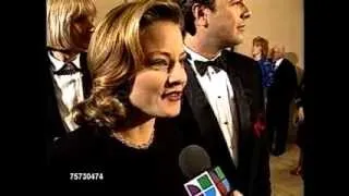 Jodie Foster Interview || Golden Globe Awards (1993)