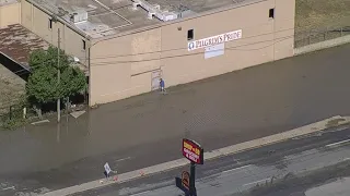 Water main break causes flooding in Dallas Friday