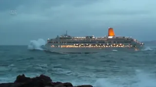 CRUISE SHIPS In BAD WEATHER 2019! Must Watch! Heavy Seas in Storm!