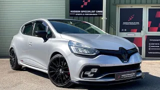 Renaultsport Clio 220 Trophy - BIG SPEC