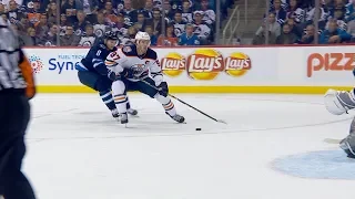 Connor McDavid speeds past defense, backhands home PPG