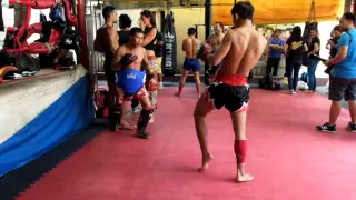 Muay Thai Training at Saengmorakot gym, Bangkok