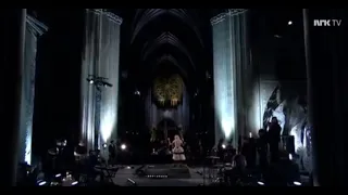 Aurora- Soft Universe Live in Nidarosdomen