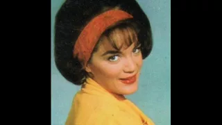 Connie Francis Drie Münzen Im Brunnen /  Three Coins German Deutsch 1966 CD Version