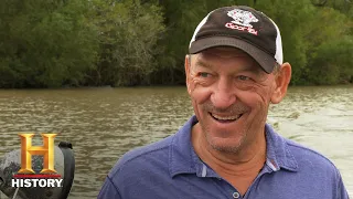 Swamp People: Troy's Special Guest Catches WILD GATORS (Season 12) | History