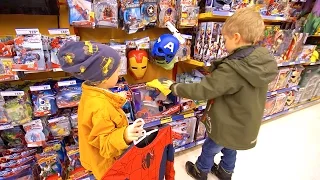 Toy Hunting at Toys"R"Us