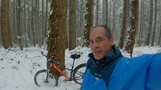 Thick Snow Weekend Bike Ride Olallie Trail April 10/22 right hand gout flare up is still a problem