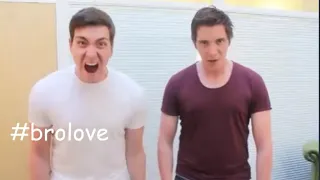 i don't understand james and oliver phelps