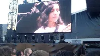 PJ Harvey - On battleship hill - Live at Arras Mainsquare festival 3/7/11
