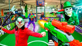 Nerf War /Amusement Park Battle Collection 3 (Nerf First Person Shooter) / Nerf Killer Clown Attack