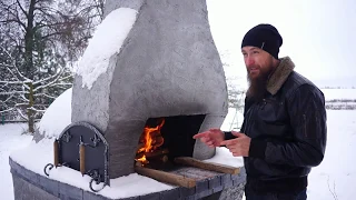 Выпечка хлеба в уличной печи зимой