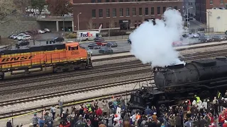 HORN BATTLE! BNSF VS BIG BOY 4014