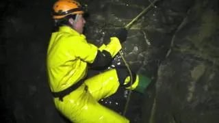 Caving Video: Giants Hole Round Trip