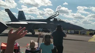 VFC 12 Boeing F/A-18E Super Hornet Take Off at Stuart Air Show