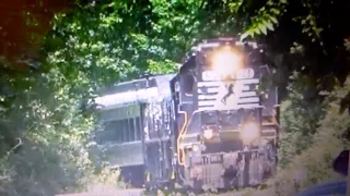 Colebrookdale railroad doubleheader on June 5th 2018 GP38-2 high hood 5128 GP10 7236
