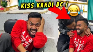 Haircut Wale Ne Kiss Kardi 😂 | Vibhu Varshney