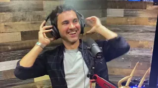 Mark Normand roasts Joe Rogan and Ari Shaffir in 10 seconds.