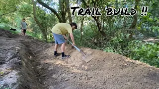 Building an MTB trail in the woods !