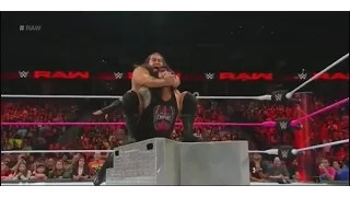 WWE_RAW 17 Octuber 2016 Highlights Oops Moments