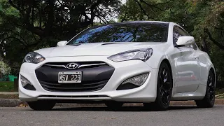 La Hyundai Genesis coupé es muy distinta a su principal rival