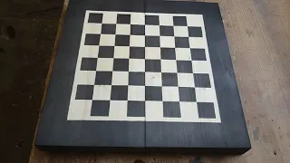Черное и белое. Как покрасить шахматное поле без протеканий.Подготовка заготовки к резьбе по дереву.
