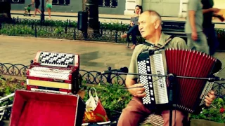 Баян, Одесса, Приморский бульвар / Accordion, Odessa, Primorsky Boulevard