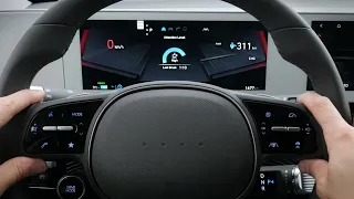 Steering wheel and cluster of the 2022-2023 Hyundai Ioniq 5