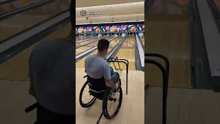 « le bowling en fauteuil roulant »(Rejoins-moi sur IG : roro_le_costaud)￼