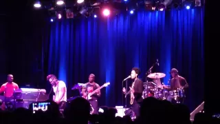 Robert Glasper Experiment "Calls" (Live) featuring Algebra