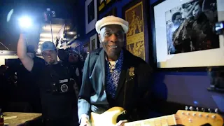 Buddy Guy  at bar Slippin In Jan 29 2023 Legends Chicago nunupics