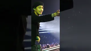 [FANCAM] 190525 BTS Speak Yourself in Brazil day 1 - Make it Right (Taehyung very close)