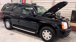 2002 CADILLAC ESCALADE