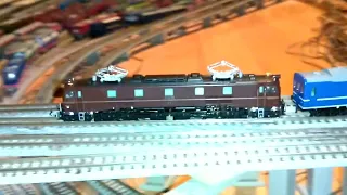 鉄道模型ナイトシアター大宮鉄道博物館のEF5861、EF5861回送、24系客車夢空間