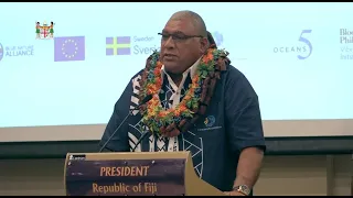 Fijian President officiates at the opening of the Fiji Seascape Symposium