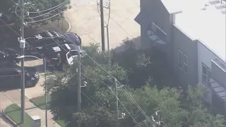 HPD officer shoots suspect at apartment complex in west Houston