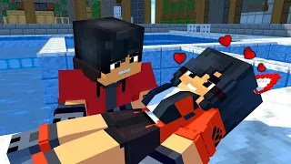 AARON SAVED APHMAU WEREWOLF IN THE POOL 😱 | captured love meme - MINECRAFT ANIMATION