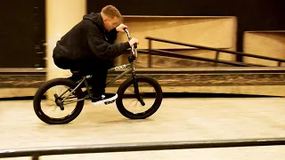 Source BMX: Kilian Roth Kink Rail Battle / RAW