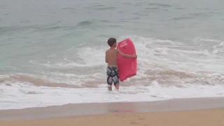 Little Kid Over The Falls In Pounding Wedge Shore-break  🌊🏖