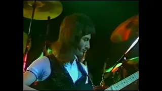 Queen - White Man (Live At The Earls Court: 06/06/1977)