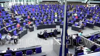 Germania, lungo applauso del Bundestag per l'ultimo discorso di Merkel