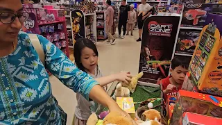 Krithik toy shopping | fighting robotis| kids toys| new toys collection | takashimaya mall|🇸🇬orchard