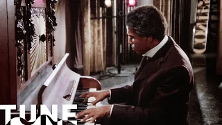 Scott Joplin Performs The Entertainer (HD) | Scott Joplin (1977) | TUNE