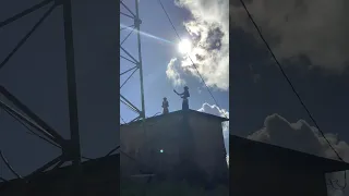 Kite flying in Grenada (two long tail)👍🤞🏿