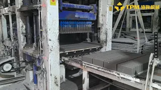 Fastest Automatic Cement Concrete Brick Making Machine With Cubing and Packaging System